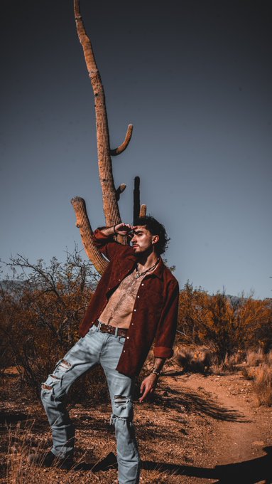 Currently in palm springs for a few days and I'll be in LA next week. Tag some creators https://t.co<a href="/tag/attractive"class="tags"><span>#attractive</span></a>