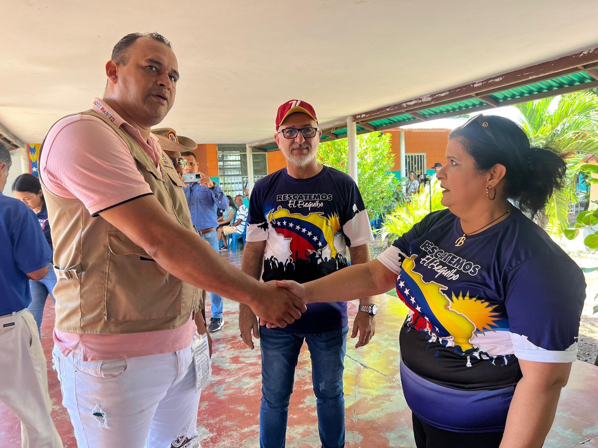 GS1999__'s tweet photo. #19Nov | Coalición Opositora dice 5 Veces Si al Esequibo desde la Escuela Bolivariana Ciudad de Maturin.

Si no haz participado en el Simulacro Electoral, pues tienes tiempo.
¡PARTICIPA!
#SimulacroLara2023 

@NicolasMaduro @MagaGutierrezV @AdolfoP_Oficial @JavierC_Salud https://t.co/xFYjXPZY33