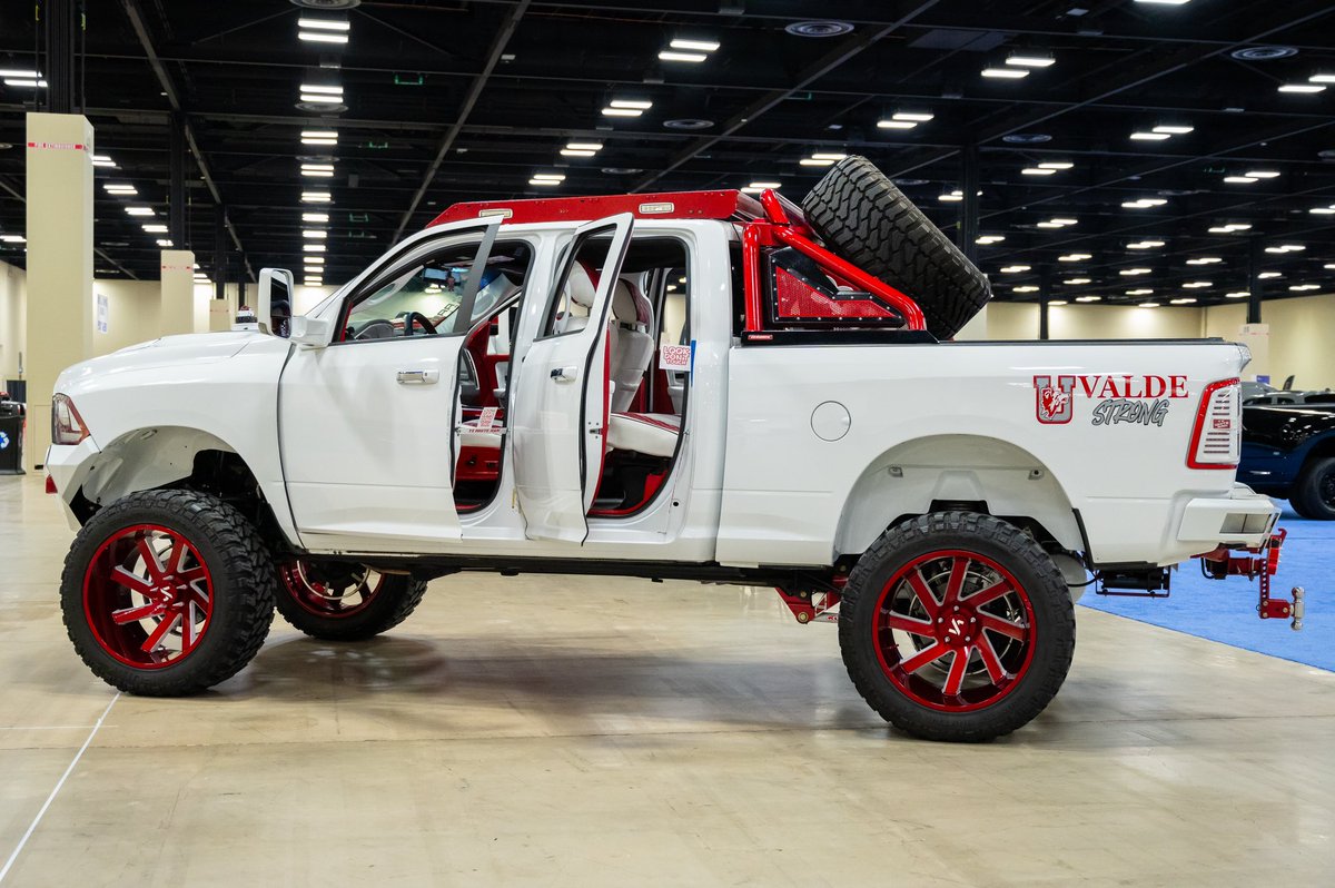 SAAutoShow's tweet photo. FINAL DAY of the San Antonio Auto &amp; Truck Show! Doors are open 11 a.m. - 7 p.m.! Head on over to the Henry B for your last chance to catch all these rides and tech in one place this year. 

Grab tickets at https://t.co/1VM1B7rjF8! https://t.co/EOLcYT47nW