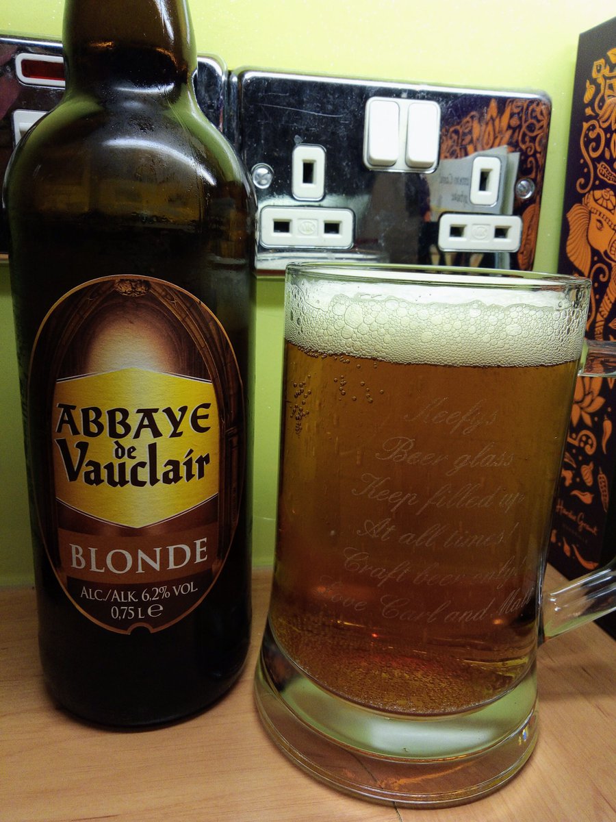 keefmullin's tweet photo. Like a Leffe but not brewed in the UK #inBev 🤷 nice brew from @LidlGB 🍻🍻 https://t.co/3uf6U6uwpm