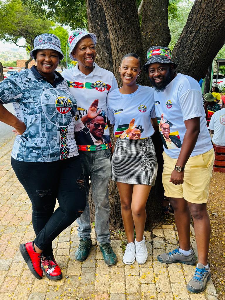 stumzaa_tm's tweet photo. Ward 35 voter registration campaign was well received over these two days and as Gauteng Provincial Chairperson Bonginkosi Dhlamini says "the ground is fertile and is ours for the taking".

#RegisterToVoteIFP. #TrustUs 
#ReSpanelaWena  #1994IsOur2024

🐘🐘🐘 https://t.co/ICThCXkTu0
