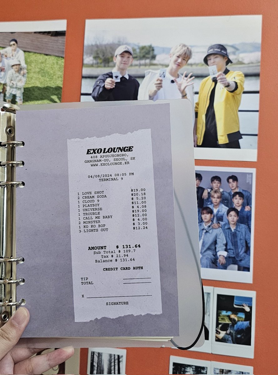 EXO LOUNGE: 2024 fanmade planner 📒 

Pre-order period: 11/19/2023 to 11/26/2023 (or when maximum order is reached, which ever comes first)
Delivery period: Starts week of December 11, 2023
Questions? Send DM. Thank you! 감사합니다! ✨️

Order Form: docs.google.com/forms/d/e/1FAI…