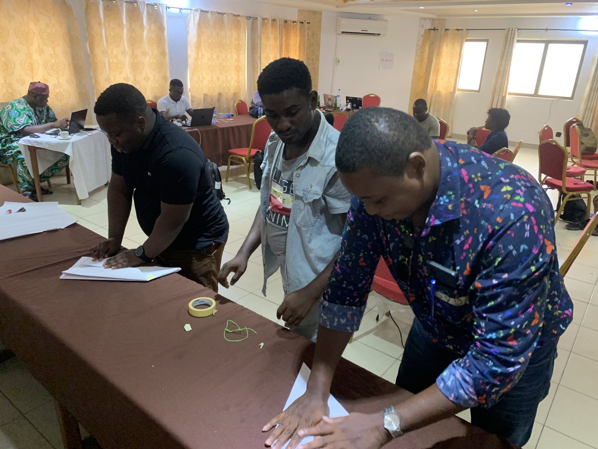 Wanrou229's tweet photo. Très honorée d'avoir pris part à Lokossa, du 06 au 10 nov à l'atelier de mobilisation des #OSC pour l'implémentation de l'ATG organisé par le #ROAJELF en partenariat avec #ABPF, Bénin, #ABBénin, #Besyp dans le cadre du projet #Wanrou partage avec vous les moments forts mémorable https://t.co/LkB3D2u15H