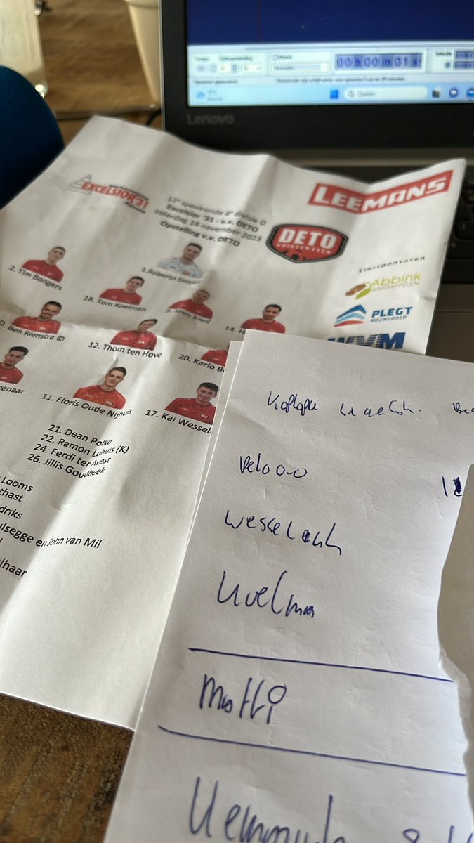 vanlosser's tweet photo. Thuiswerk redactie! Inspreken van amateurwedstrijden vanavond te zien op #TVOost #Oosttribune #Deto #HHCHardenberg #Excelsior31 #Scheveningen #amateurvoetbal #2edivisie,#3edivisie https://t.co/ELclv0TzA6