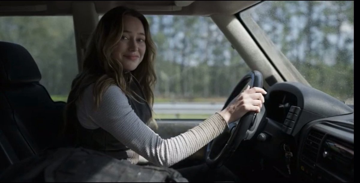 debnammcgraths's tweet photo. ALICIA CLARK IS BACK https://t.co/LI94sV7aIy