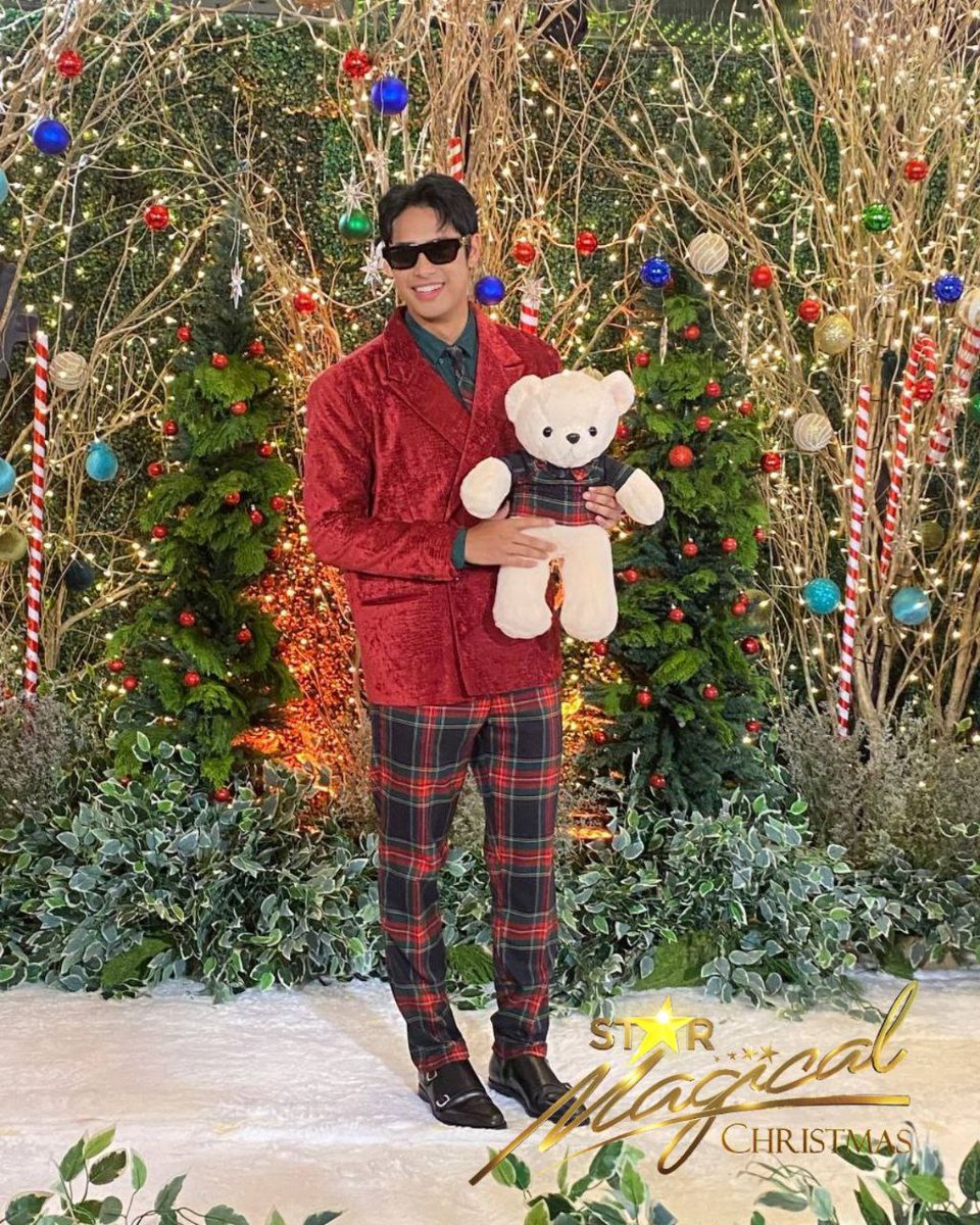 DonBelle ‘sleighs’ tonight on the white carpet !

#ShareTheMagic! Catch the #StarMagicalChristmas celebration in this livestream: youtu.be/tyepz9Fd2q4