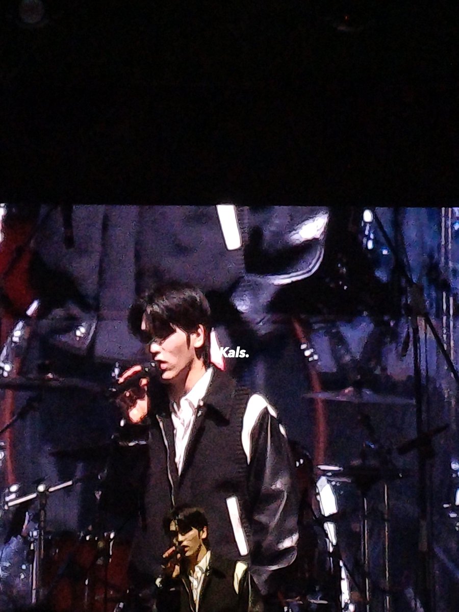 str8tohwan's tweet photo. kkeut! i hope it helps for anyone who searched for this 🫶🏻🤍 lee seunghwan, i am so happy to saw you dancing and singing. i am so happy to met you. wish i can turn back time... :( my brightest star ever, i hope you will always shine wherever you are (and i know you will) 🌟 https://t.co/9n9yumKXqD