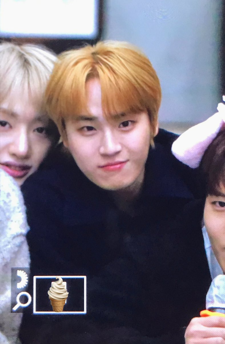 soft_mood's tweet photo. 231119 너 몇살이야..
#골든차일드 #GoldenChild #배승민 #승민 https://t.co/XNotvIe3Iv