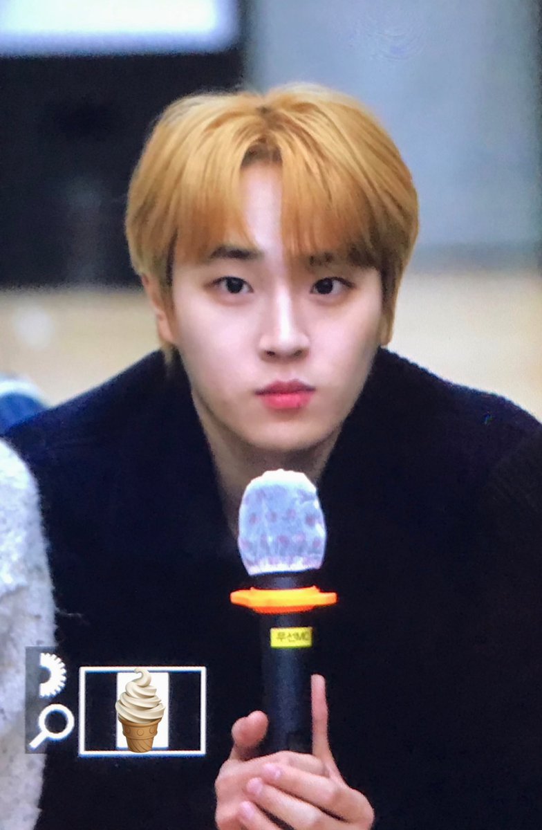 soft_mood's tweet photo. 231119 자기가 귀여운거 너무 잘 알듯 🫠
#골든차일드 #GoldenChild #배승민 #승민 https://t.co/XCt86FrwGy