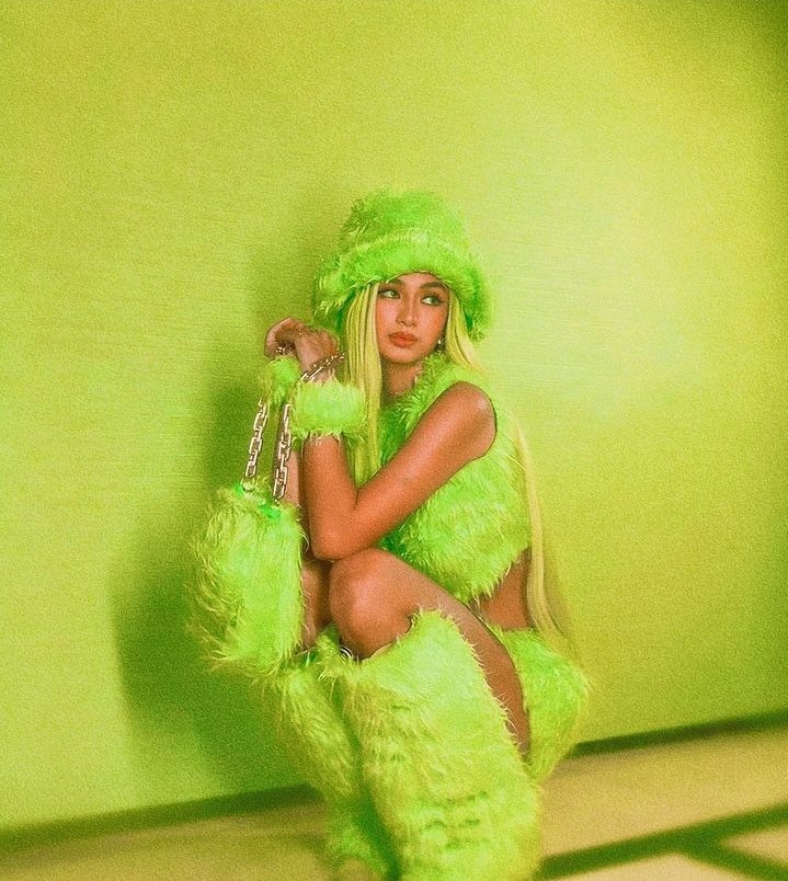 slaykaori's tweet photo. And we have to thank the gods she has the natural aura and physique https://t.co/U59mm7uI9S
