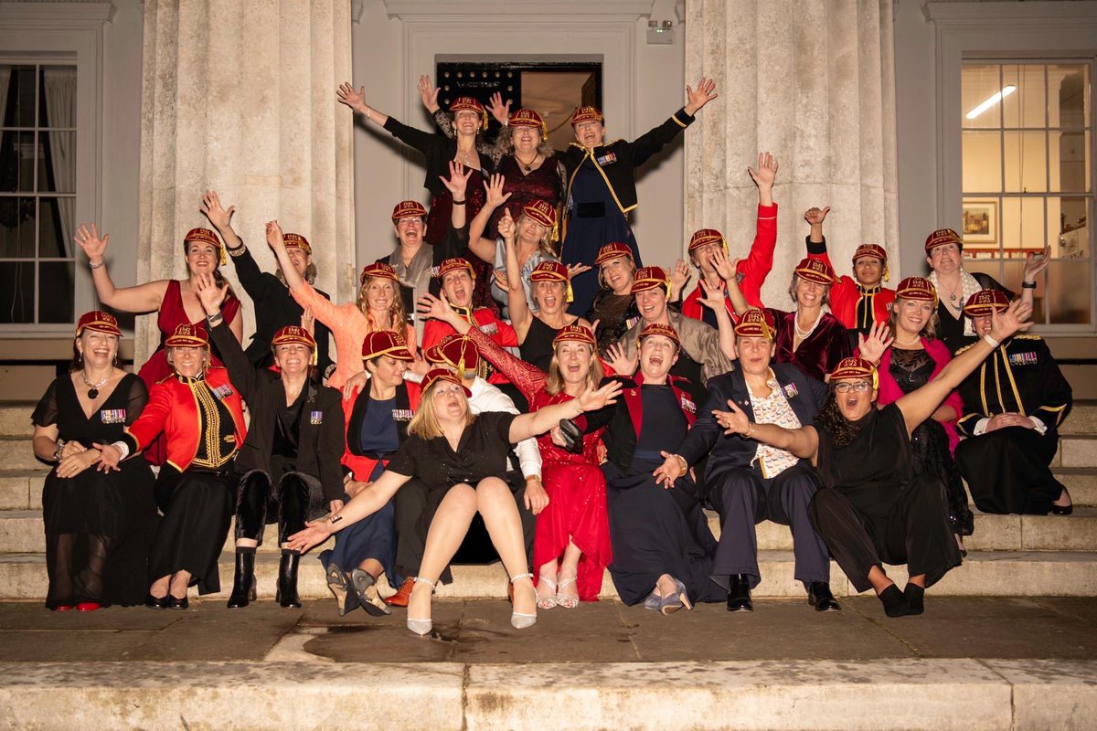 𝐍𝐄𝐖 𝐂𝐀𝐏𝐒

Many congratulations to the Army Rugby Union Women’s Legacy players that were awarded their ARU Caps at the Royal Military Academy Sandhurst yesterday evening.