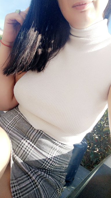 Il fait chaud aujourd'hui 🥵🔥  33.8&deg;C qui dit plus ?? https://t.co/J3xWeGT4Fl<a href="/tag/rt"class="tags"><span>#rt</span></a>