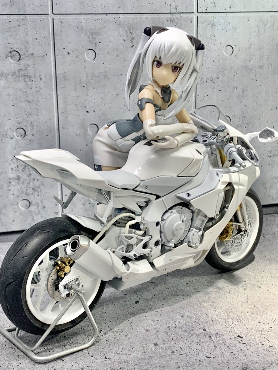 #yamaha #yzfr1 #yzfr1m #tamiya #framearmsgirl #innocentia #kotobukiya