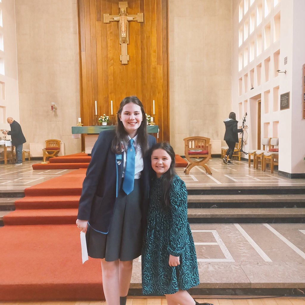 A massive thank you to Neve @HolyroodSec for reading beautifully and to Grace @StFillansPS for her wonderful singing to mark the beginning of Catholic Education Week @SCESDirector