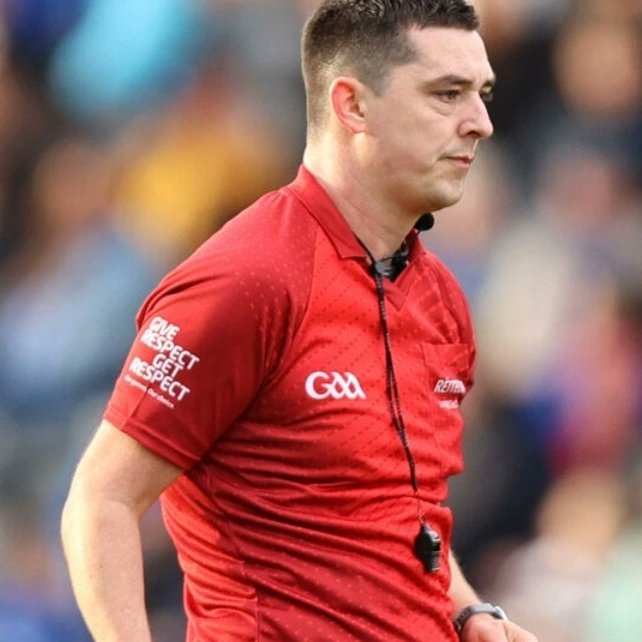 RefereePag18919's tweet photo. Best of luck to Ciaran O'Regan (Cor) and Michael Kennedy (Tipp) who are refereeing the 2 big Munster Club hurling clashes today. We wish them, their umpires and team of officials all the very best in their respective games. #NoRefNoGame @MunsterGAA https://t.co/2Vjb4Givf0
