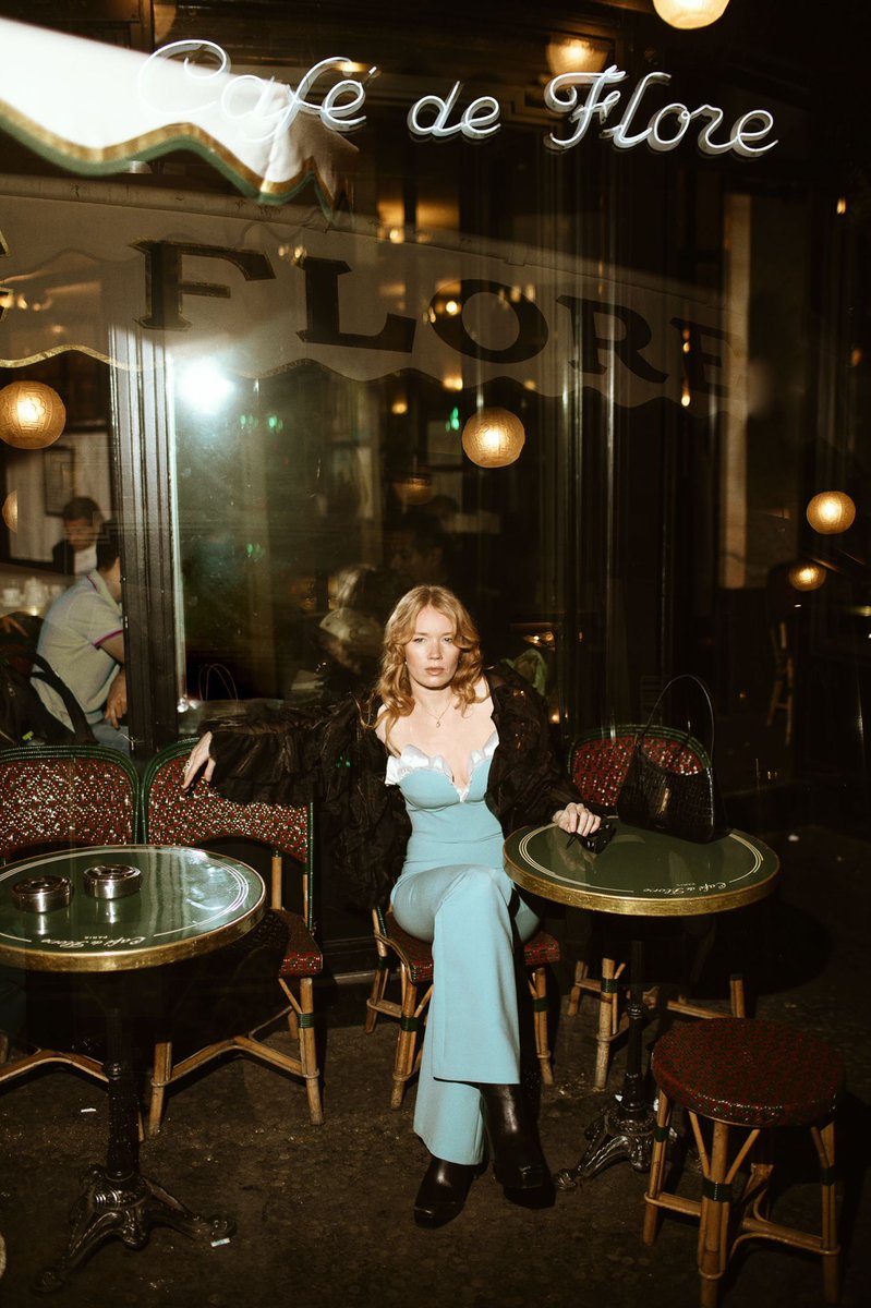 Missing Paris 🌹 

Snaps from #ParisFashionWeek at #cafeflore

📸