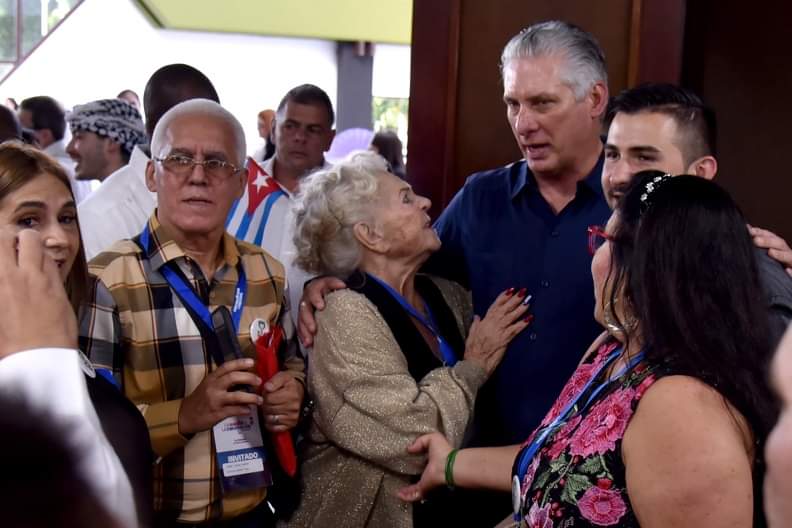 La nación y la emigración. 

#JuntosXCuba