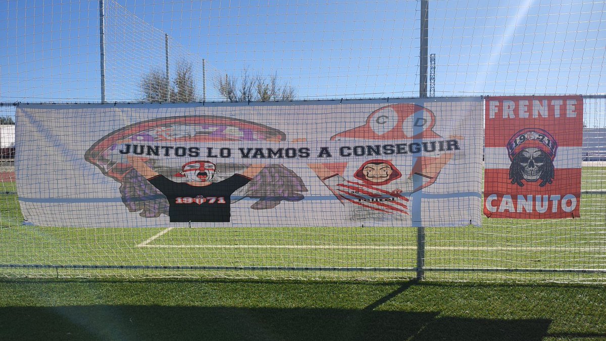 frente_canuto's tweet photo. Hoy os necesitamos más que nunca afición, partido en casa frente al primer clasificado (16:45) vamos a darlo todo hay que salir a muerte desde el primer minuto todos juntos, equipo + afición hay que seguir en la lucha!! @CDLantejuela 
#vamoslosrojos #sisepuede 🤝🏻❤️ https://t.co/Fjoxnau14Q