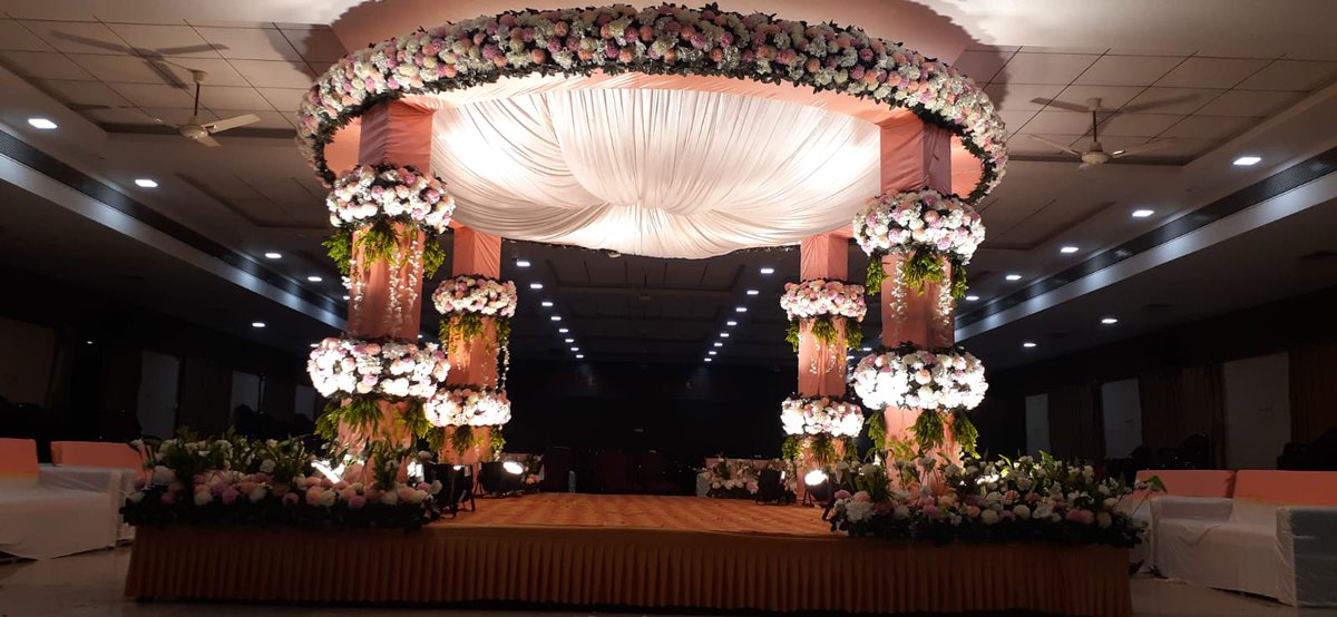 Marriage Mandap
#eventstylist #eventplanners #flowers #partydecorations #weddingideas #partyideas #destinationwedding #partydecor #balloongarland #bridalshower #eventdesigner #catering #bridetobe #instagood #sweet #engagement #eventos #balloondecor #weddingdress