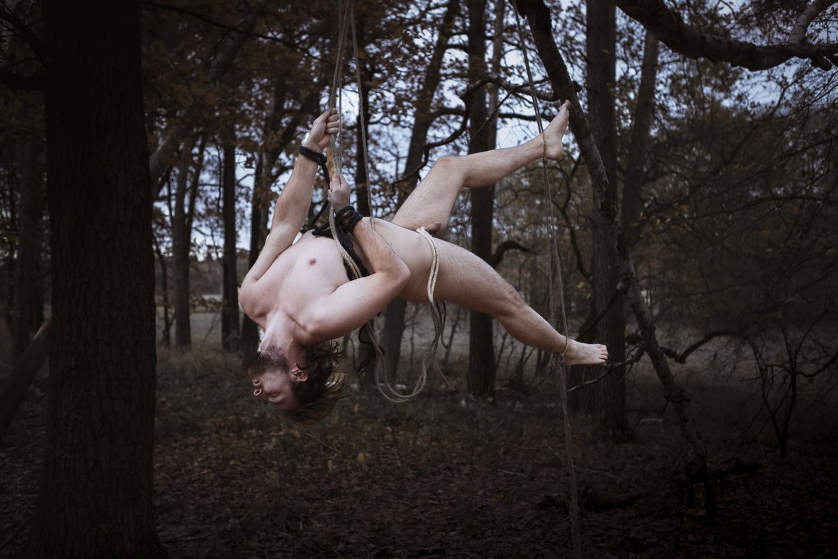 “What you tell yourself everyday will either lift you up or tear you down.” #selfportrait