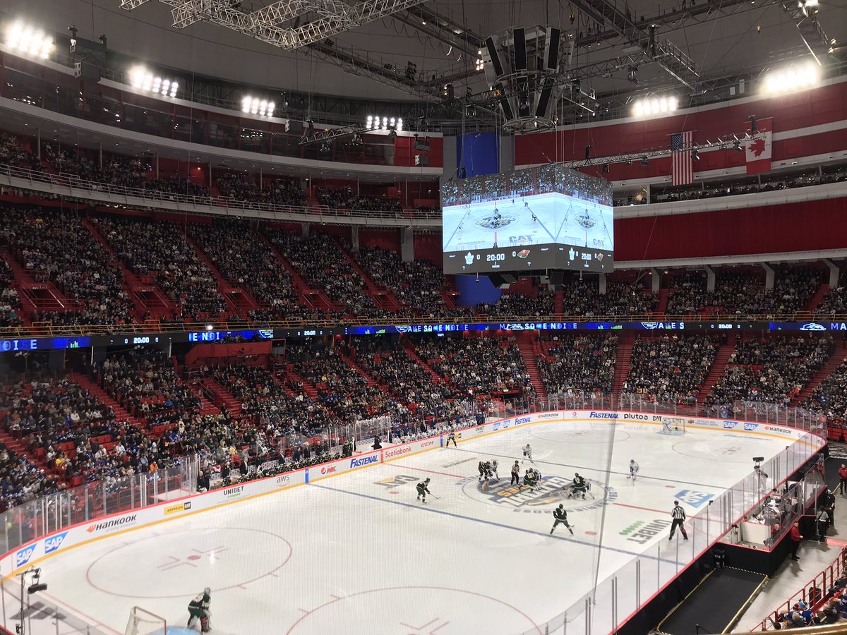 Viikonlopun päänäytös käyntiin! #NHLGlobalSeries