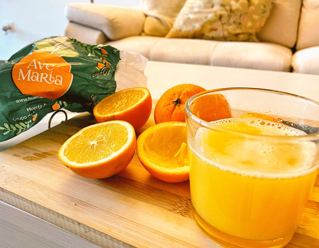 Tasty, sweet, fresh, natural, 💯% organic! 💚🌍🌿 Like sun rays☀️! This is how are our Ave María sweet oranges! Available at <a href="/Wholegood/">Wholegood</a> 🇬🇧🧡🇪🇸
#organicfood #sweetoranges #wholegood