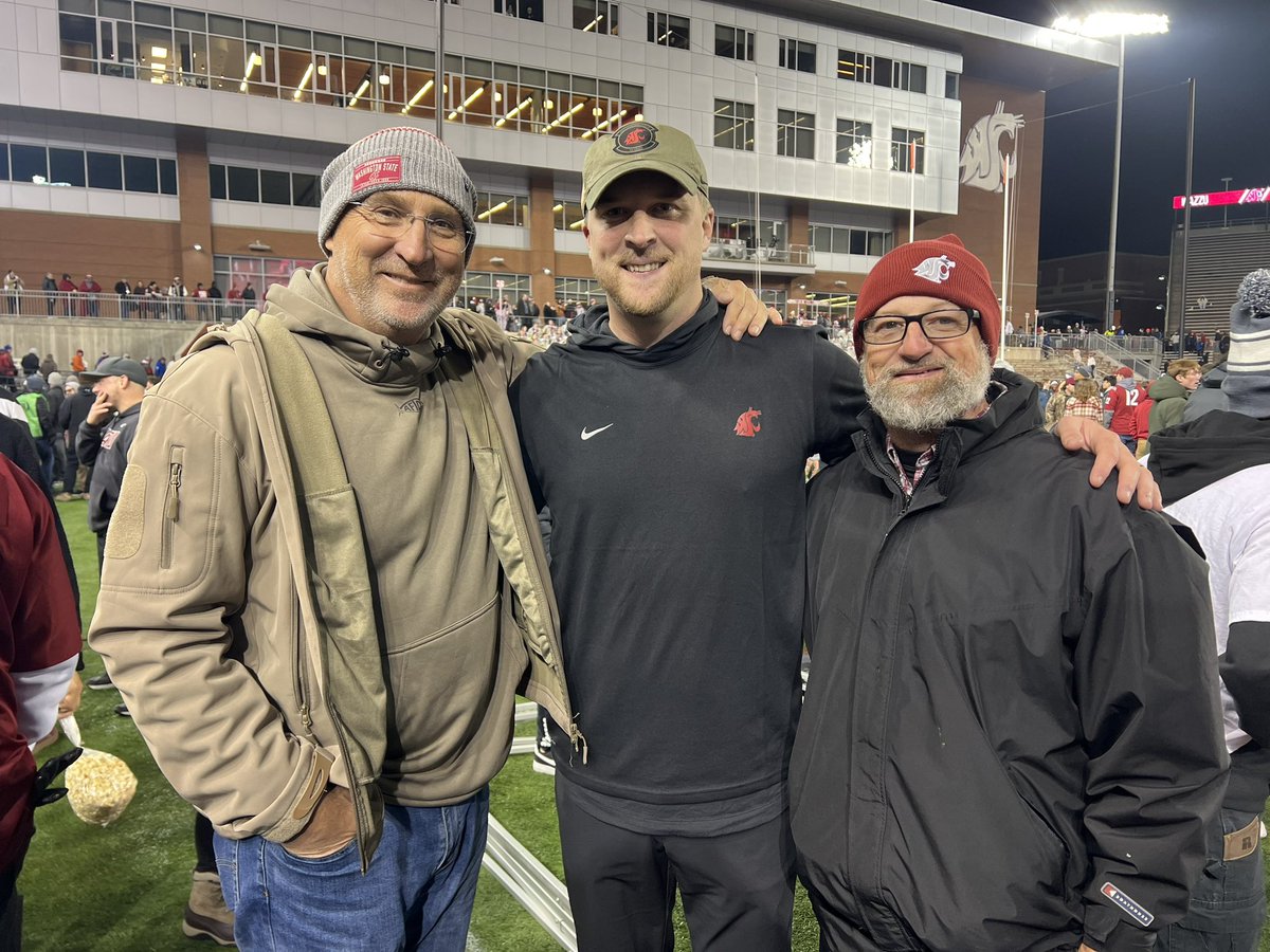 Picture say a 1,000 words. So much greatness in one photo. Two former Canadian legendary coaches in Kyle Lynch, Chris Koetting with one another Wildcat and one of best OC’s in college football @arbuckle_ben after a big win against Colorado on Friday!