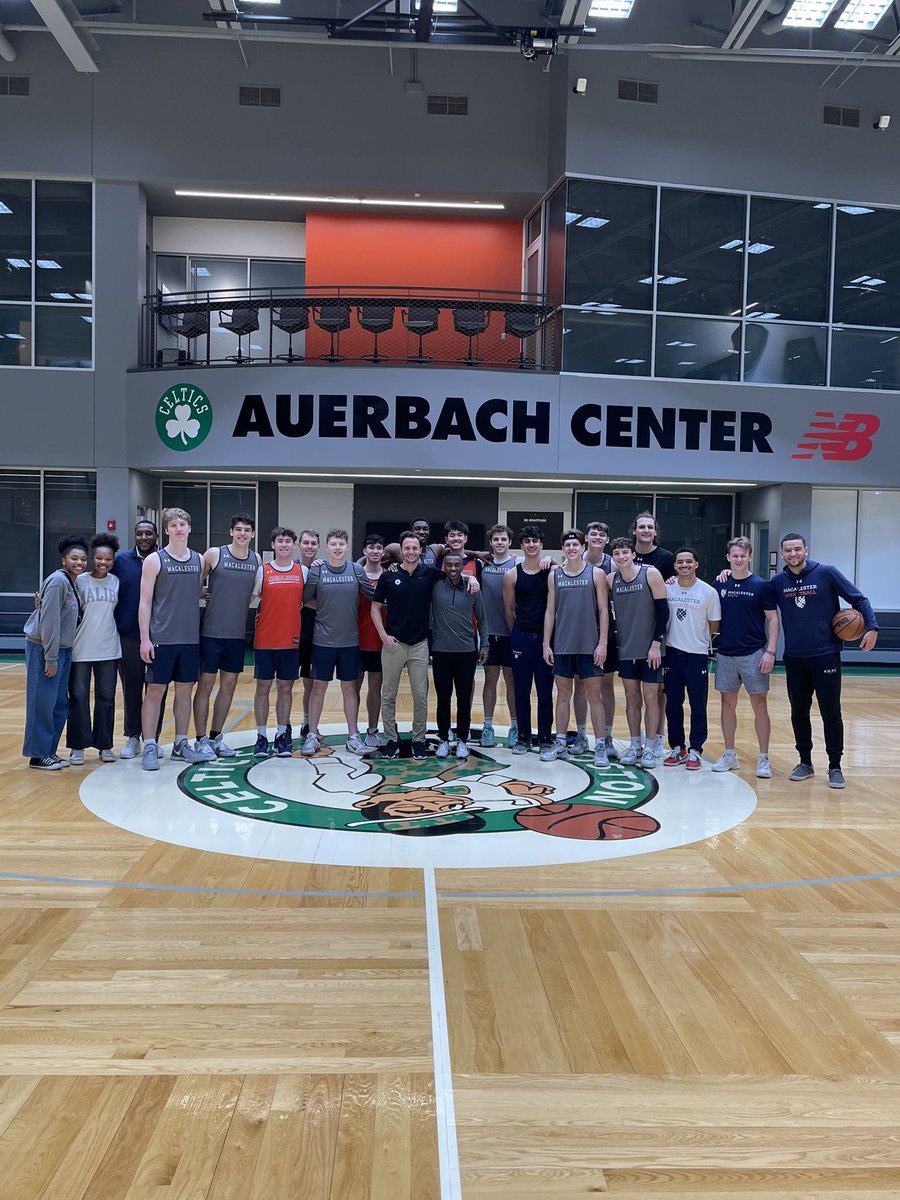 Macalester Men’s Basketball tweet media