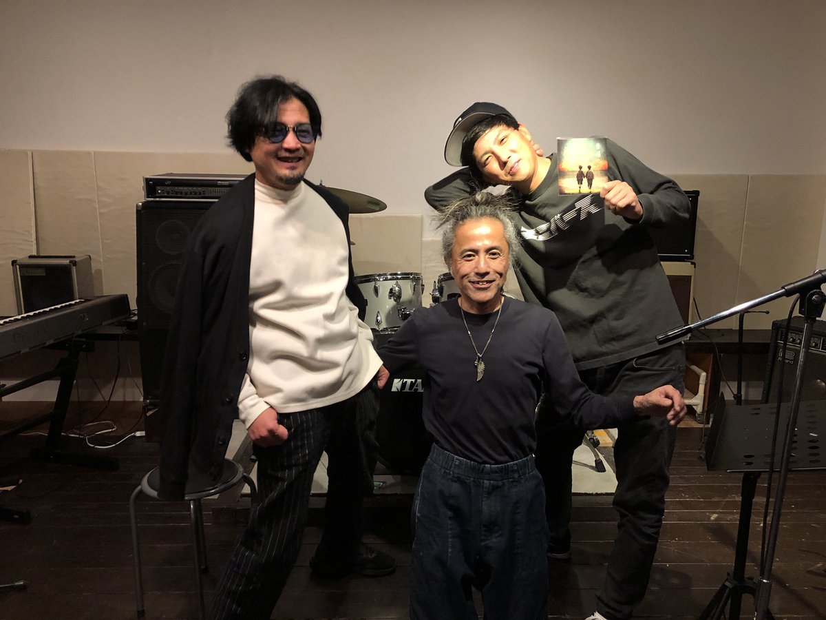 Maekenne's tweet photo. 本日はとてもいいライブでした♪詳細は明日に #あごちゃん #ぬぎたろう #mixgeneration https://t.co/3F29g0Sa4G
