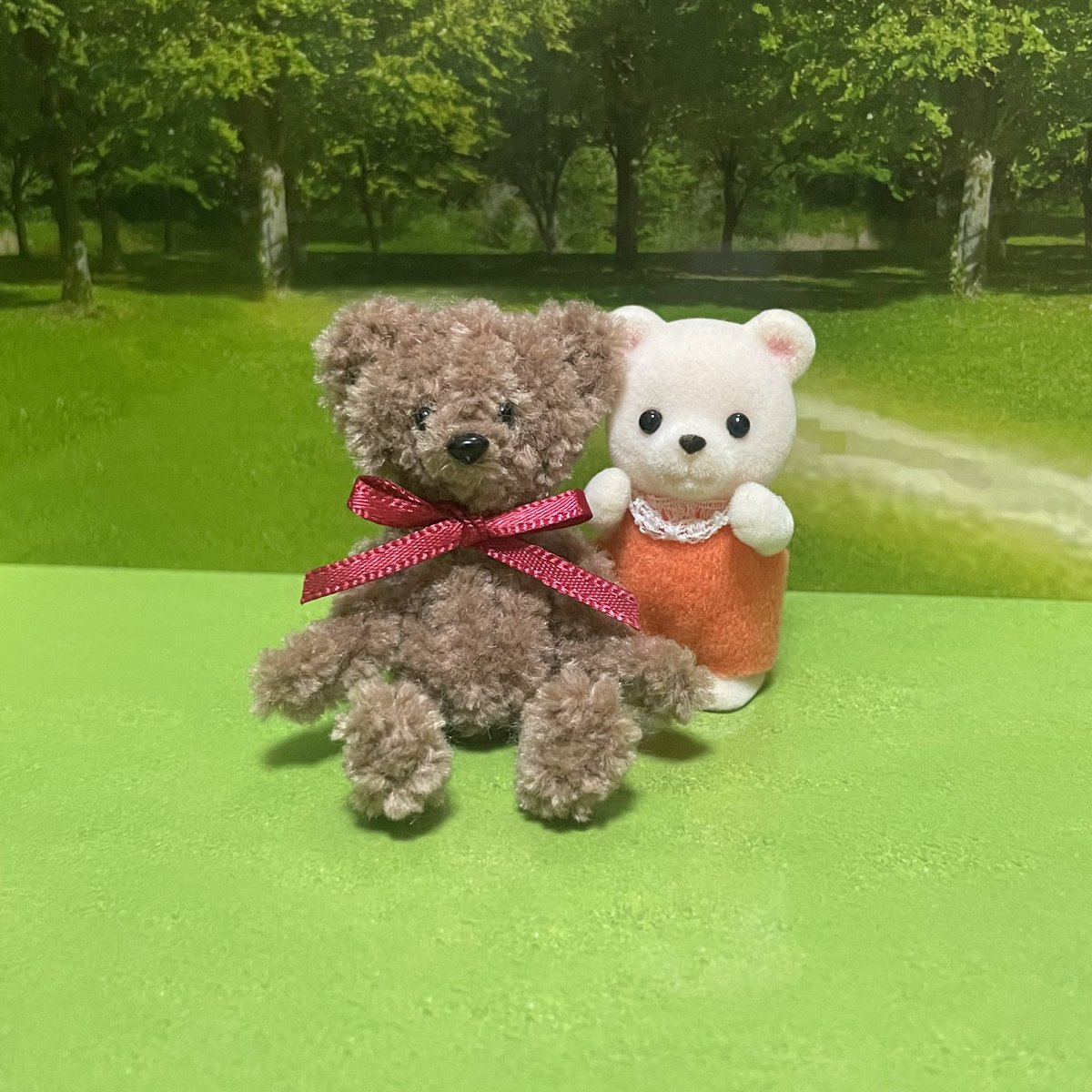 honee_bones's tweet photo. モフモフモールでテディベア作った🐻
ちょっとモール足りんかったとこあるけど何とか形にはなった！笑
初挑戦にしては上手くできたと思うʕ•ᴥ•ʔ https://t.co/97LOJWcGlb