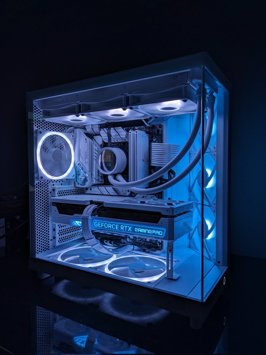 自作pc 遂に自作PC完成しました！！！ RGBの制御も上手くいき、高性能かつ