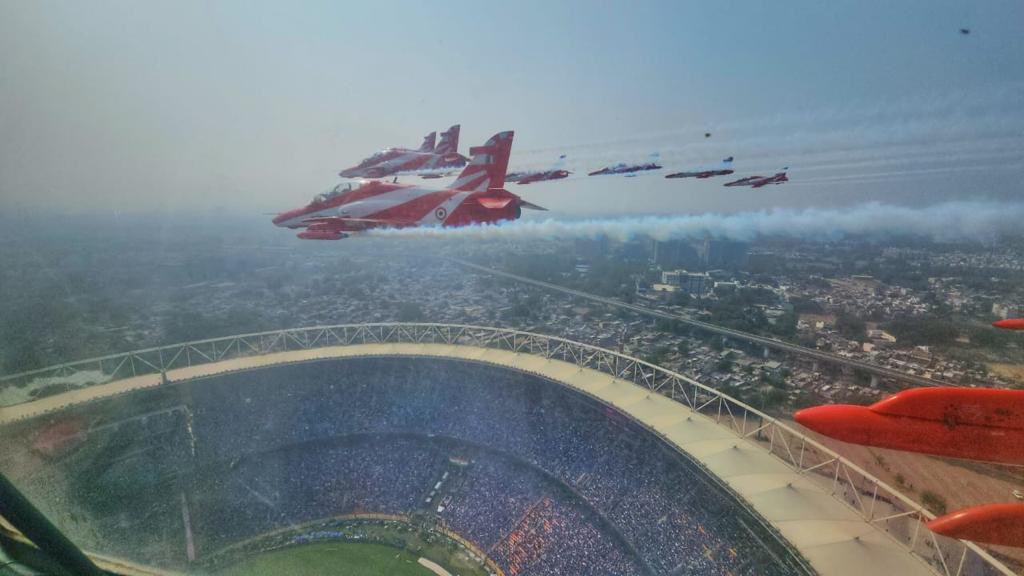 samvardhansingh's tweet photo. view from sky high ✨ https://t.co/VX7r8TPwGY