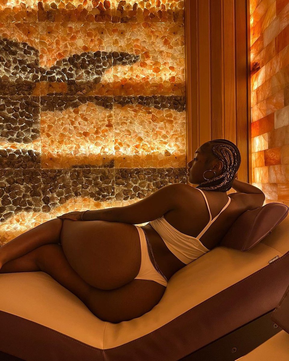 darkskinwomen_'s tweet photo. Self Care Sundays 🫶🏿🤍💆🏿‍♀️ https://t.co/EI2t48WZUh