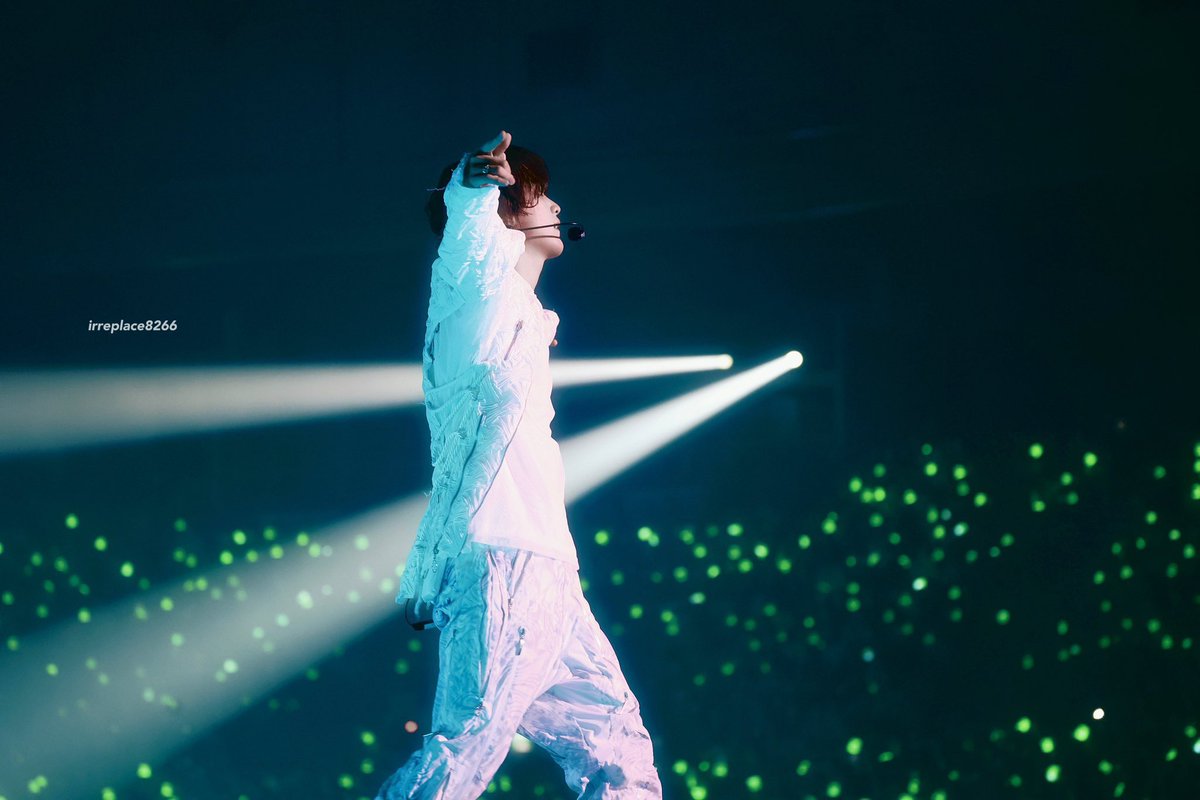 these kinds of haechan photos ✧