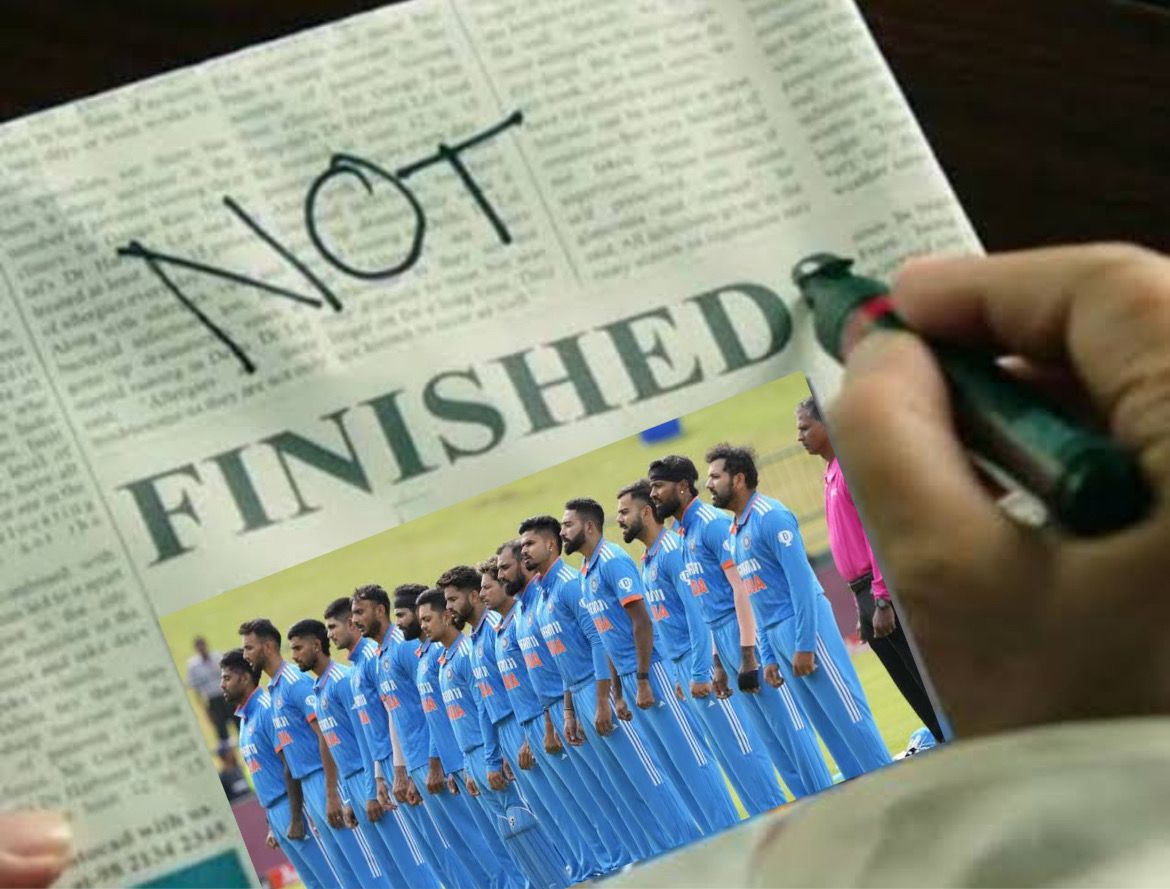 sagarcasm's tweet photo. Team India after first innings https://t.co/hKy37aFsmD