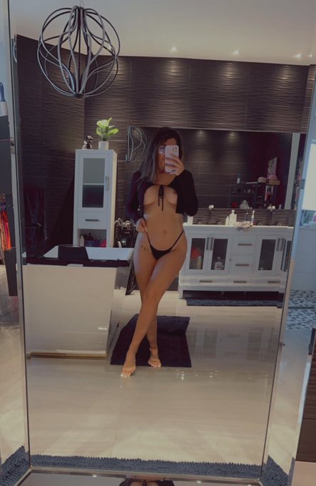 Good morning 😏 https://t.co/JK9jsVmB5q<a href="/tag/girls"class="tags"><span>#girls</span></a><a href="/tag/besties"class="tags"><span>#besties</span></a><a href="/tag/girlsnight"class="tags"><span>#girlsnight</span></a><a href="/tag/gg"class="tags"><span>#gg</span></a><a href="/tag/viral"class="tags"><span>#viral</span></a><a href="/tag/onlyf"class="tags"><span>#onlyf</span></a>