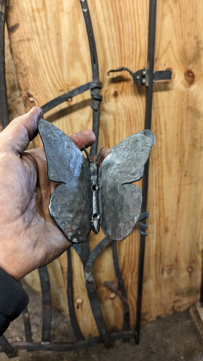 Joel Tarr tweet media