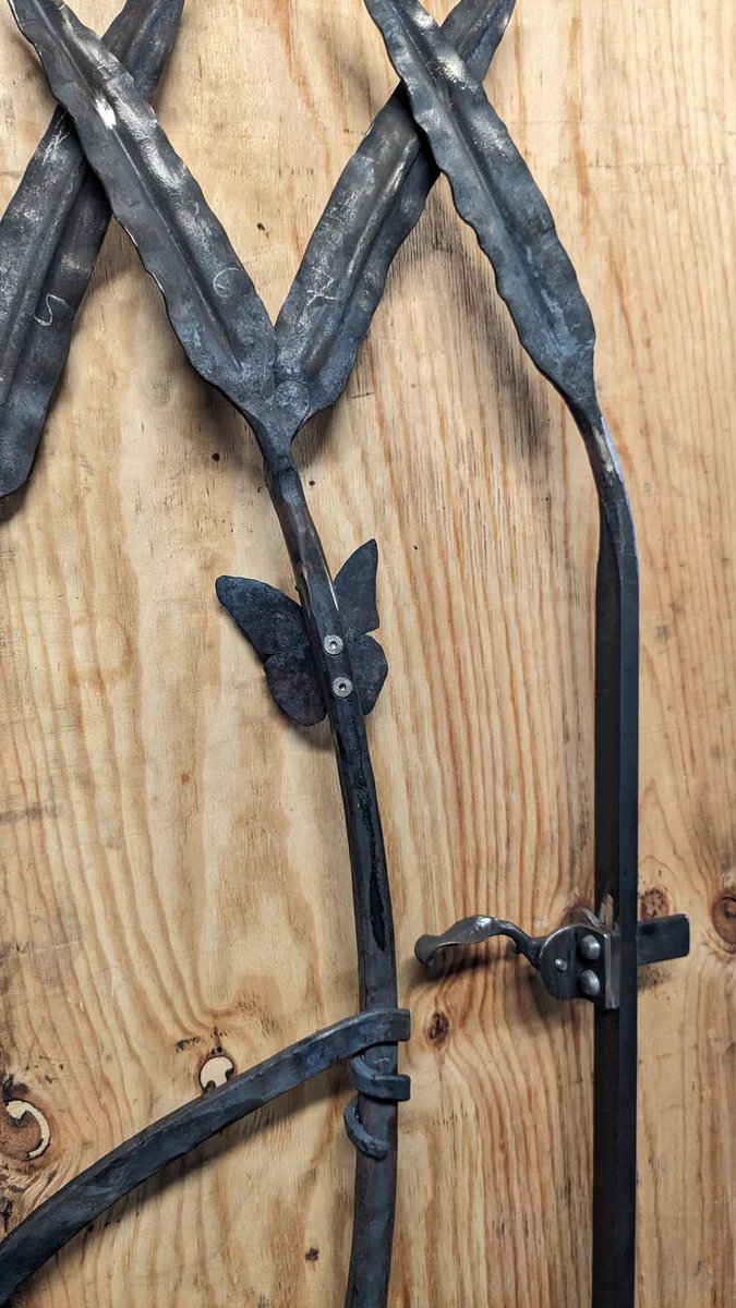 Joel Tarr tweet media