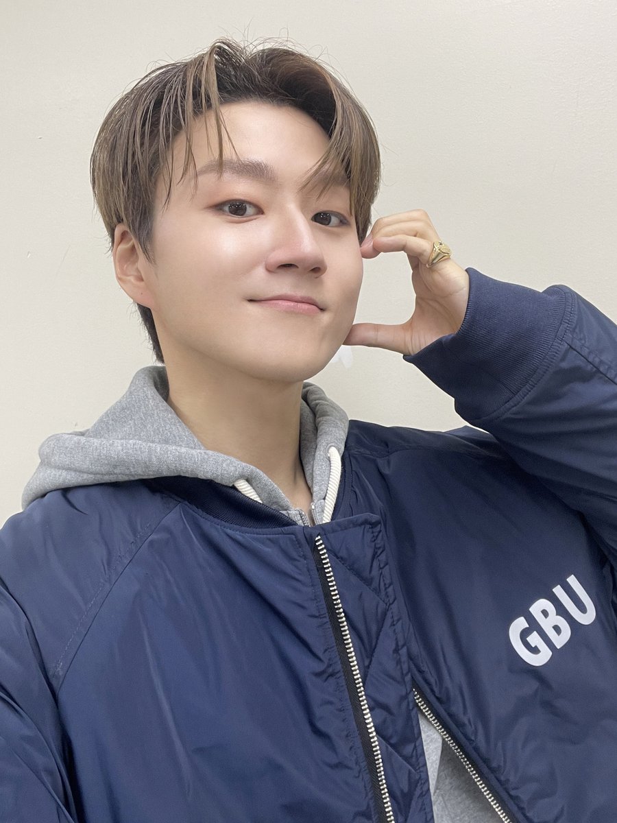 official_fore's tweet image. [#HAPPY_MINGYU_DAY] 🎂

숲별들이 옆에 있는 민규는
매일매일이 생일처럼 특별하고 행복해 🎀

첫눈과 함께 내린 밍냥이의 축복 #1

#첫눈처럼_다가온_민규
#HAPPY_MING_DAY
#MING_조민규_생일축하해
#포레스텔라 #조민규
#Forestella #CHOMINGYU