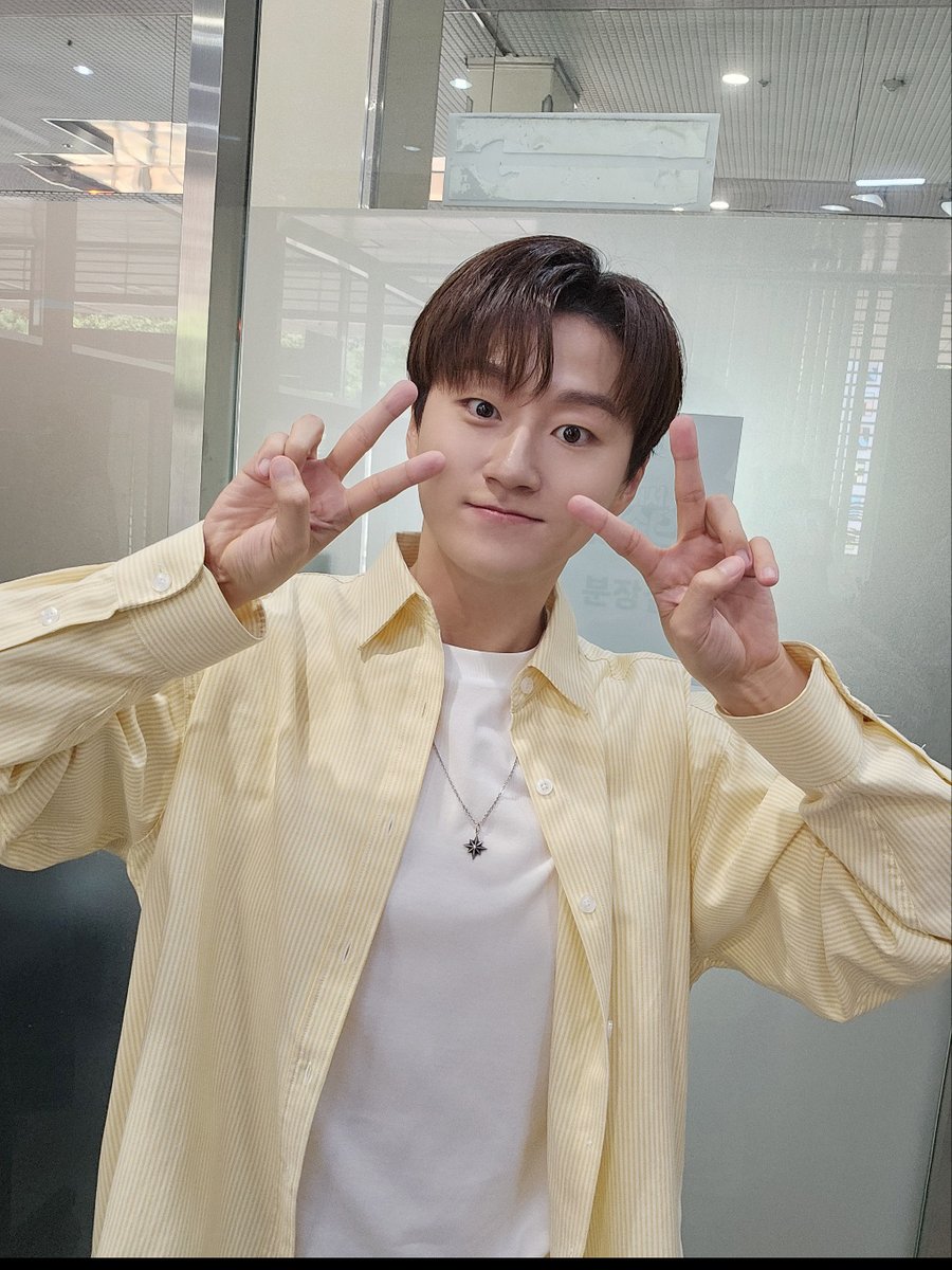 official_fore's tweet image. [#HAPPY_MINGYU_DAY] 🎂

숲별들이 옆에 있는 민규는
매일매일이 생일처럼 특별하고 행복해 🎀

첫눈과 함께 내린 밍냥이의 축복 #1

#첫눈처럼_다가온_민규
#HAPPY_MING_DAY
#MING_조민규_생일축하해
#포레스텔라 #조민규
#Forestella #CHOMINGYU