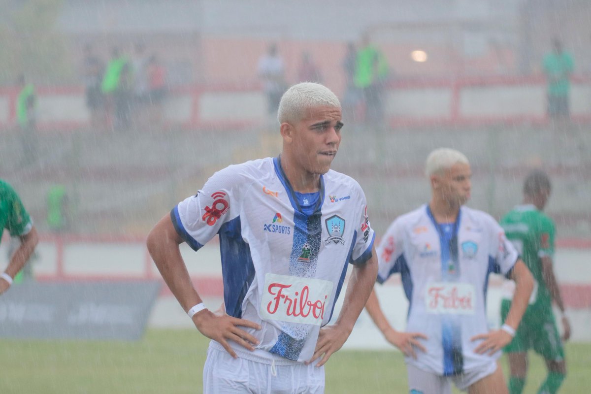 taca_rj's tweet photo. Confira algumas imagens dessa grande final entre CPX Penha e Jacarezinho!

Fotos: Andrew Luz.

#TaçaDasFavelas #TaçaDasFavelasRJ #UmgolPraTodavida https://t.co/fa1Iv5oEOi