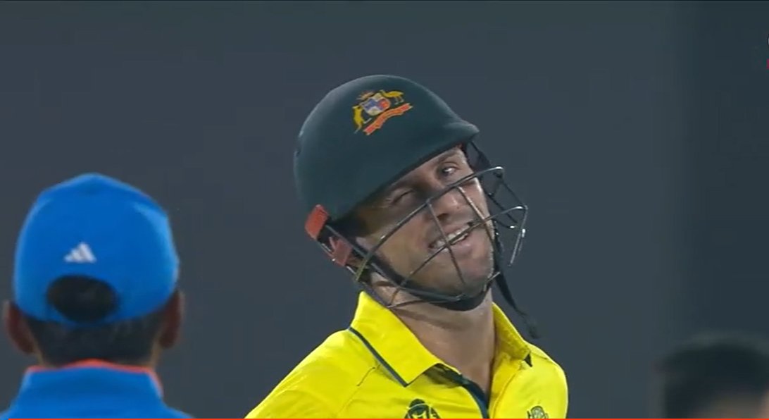 Sheel_12's tweet image. #INDvsAUSfinal
#Fixing
#Cheater
#ViratKohli

Here&apos;s the Sign of Confirm #Fixing

Marsh is enjoying his own Wicket.
Smith is not taking Review?even he knows impact was outside.

Eye Blinking Reaction

Already fixed Match
Already fixed Cup
#Marsh
@CricketAus
Wow actors😂😂