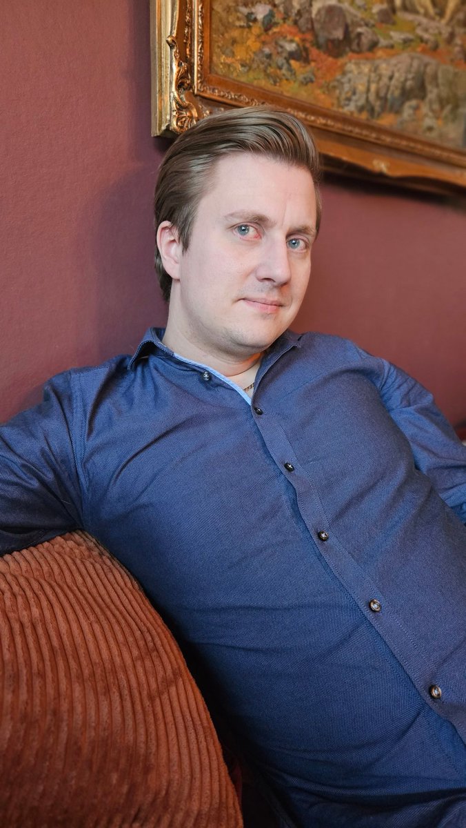 camillaroseart's tweet photo. I am married to the most handsome man on earth. 🥹💞 I love you @PeterSweden7 https://t.co/ONILOpeKnP