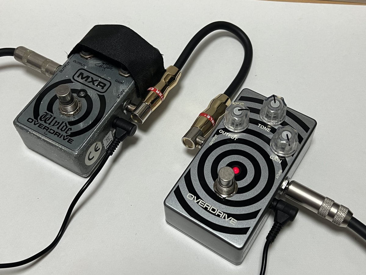 SDMF_Inc's tweet photo. MXR ZW44
Wylde Overdrive
Berzerker Overdive
と
MXR WA44
Wylde Audio Overdrive
比較。
単純にノイズが軽減されて、
輪郭がハッキリしてる。
その分歪み量は若干抑え気味かな。
@JimDunlopJP @jimdunlopusa
@ZakkWyldeBLS @WyldeAudio
#MXR #WyldeAudio #ZakkWylde
#ザックワイルド #WA44 https://t.co/eAVACmpDm6