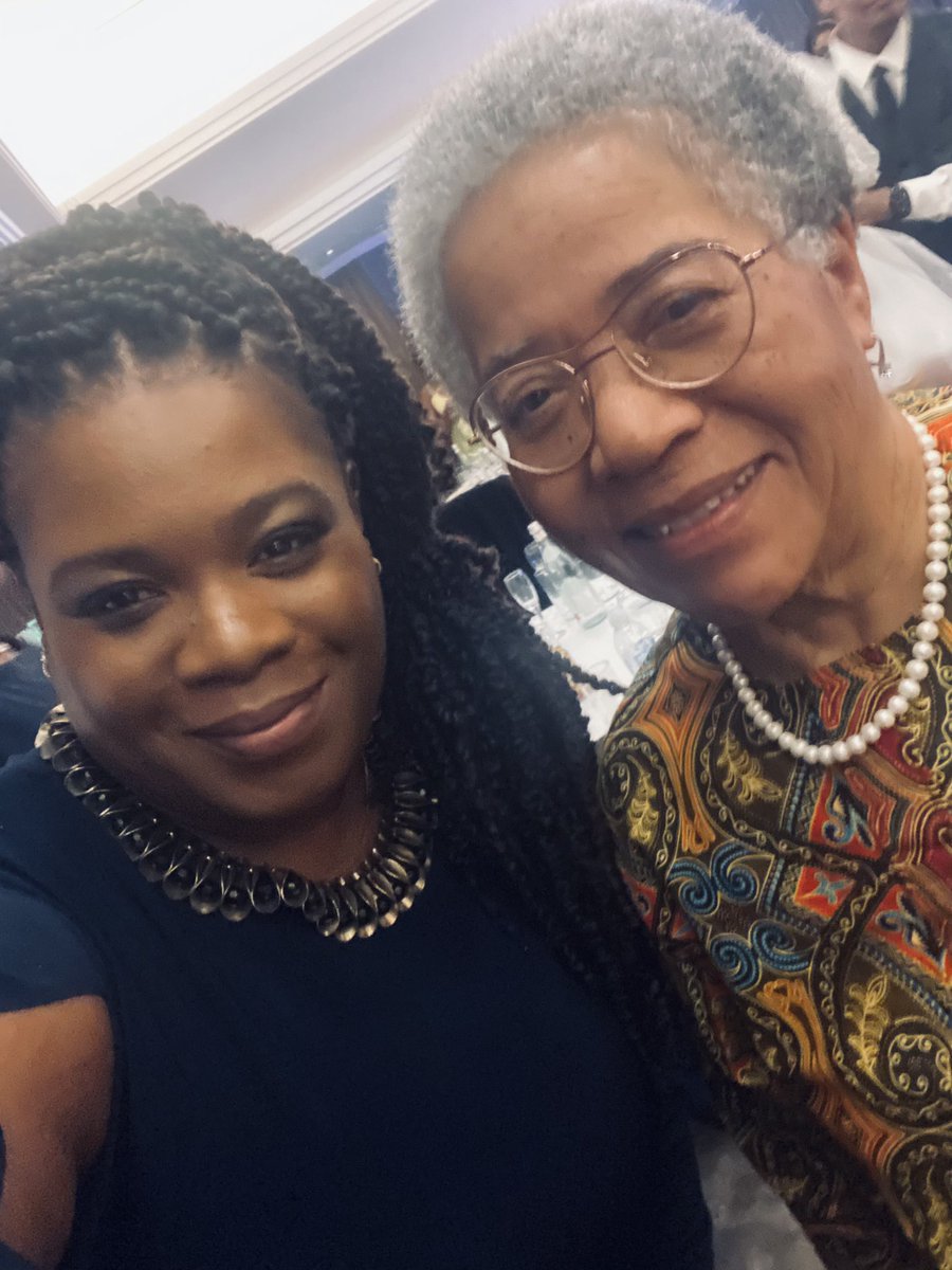 DrSophiaBDS's tweet photo. We stand on the shoulders of giants and I had the pleasure of meeting a true architect of equitable healthcare with a life story that is so inspirational. #superfan 🤓@EAnionwu https://t.co/BbRnpmt1MI