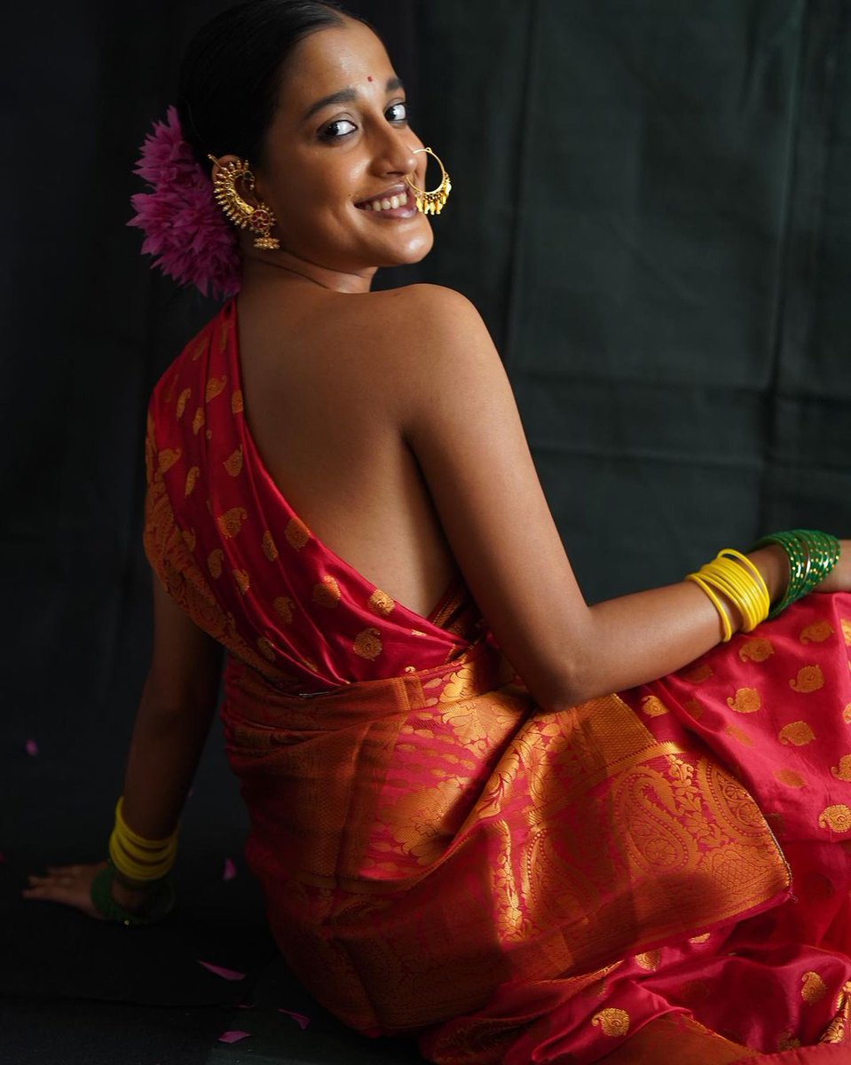 Aatufar's tweet photo. Rusha Chatterjee 🔥❤️
#RushaChatterjee #indian #model https://t.co/Y5Jqrj3bNE