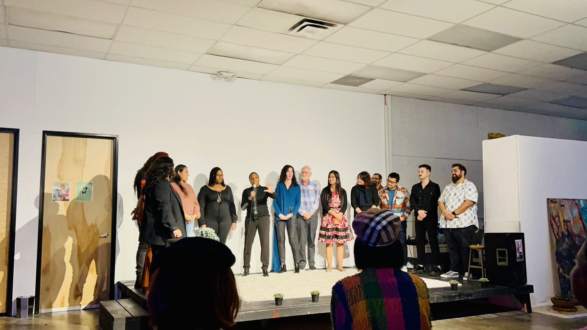 QuevetteT's tweet image. 🎥 Blessed and grateful to debut our Film Pieces of Peace at the Austin School of Film Showcase. It was truly an honor to direct this film and work with so many incredible artist! Shout out to our amazing cast and crew! #Grateful @AustinSofFilm 🎬