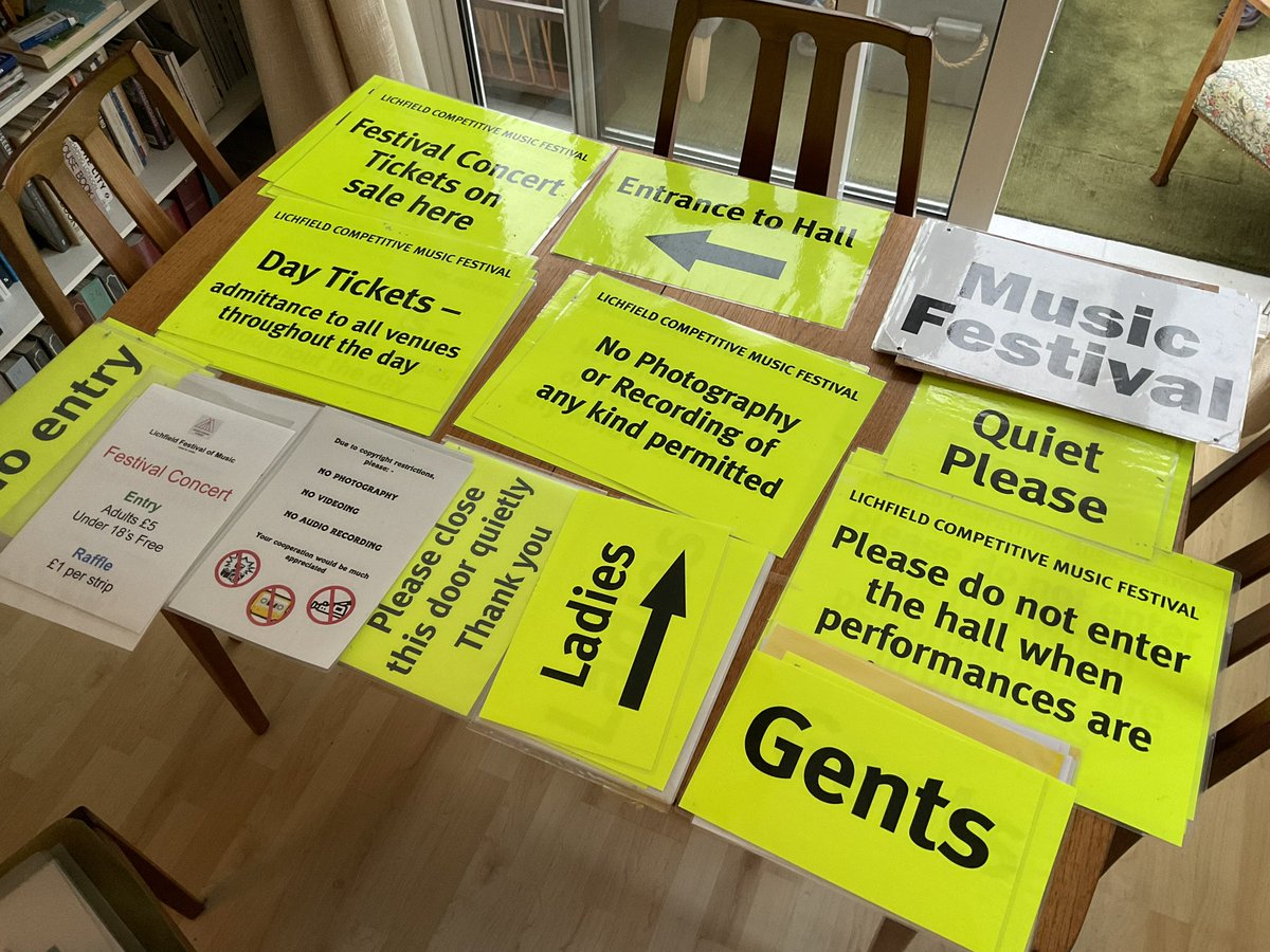 🪧 If anyone wondered what happens on the day after the festival finishes…

Some of these signs are vintage!