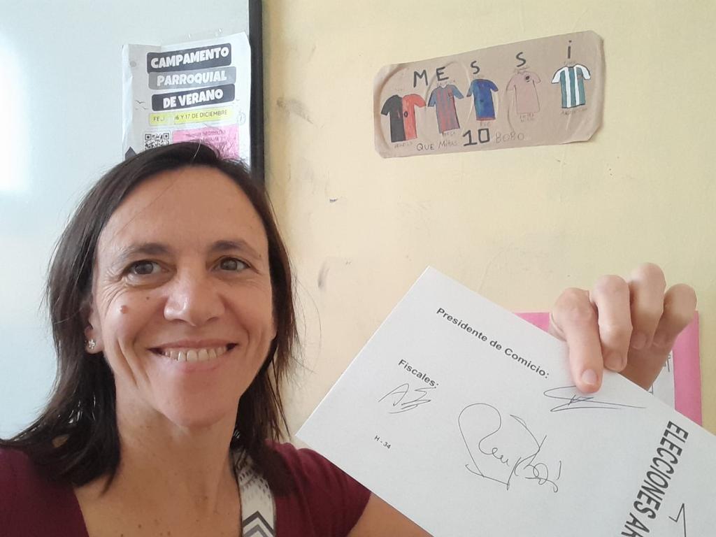 silvia_saravia's tweet photo. Ya voté!! Con la convicción de que vamos a lograr que la Justicia Social sea una realidad para nuestro pueblo💜🔥
Y con el compromiso de seguir luchando por una Patria Libre, Justa y Soberana ✊🏼🇦🇷 https://t.co/i0Ikr5AfxR
