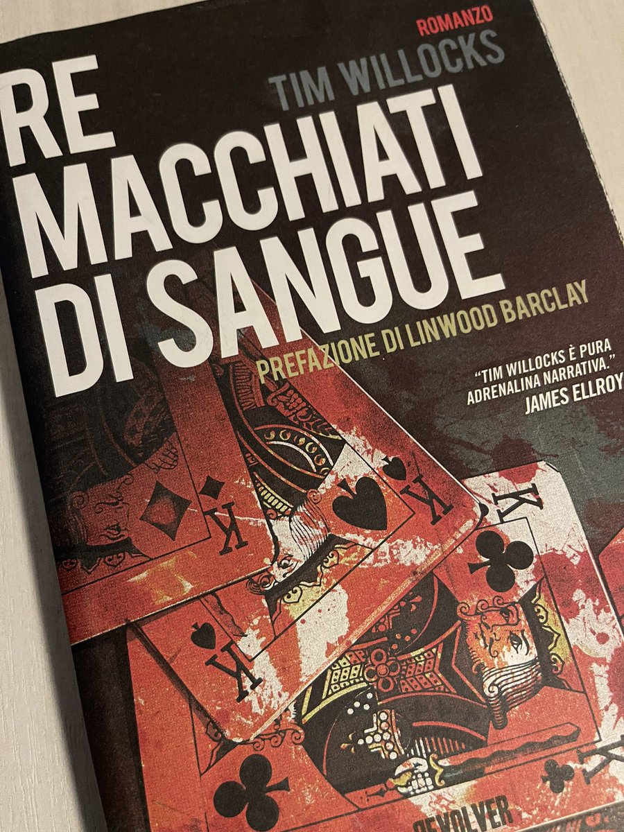 Giacomo_Brunoro's tweet photo. #librazzi https://t.co/l0BOF7ZK4p